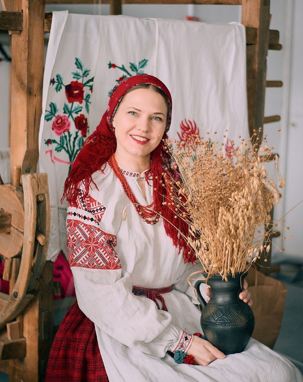 Women in Slavic costumes in Daqing