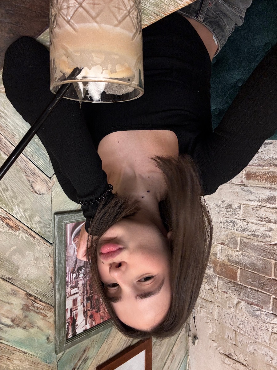 Fresh photos, fresh mood — Tina online in Daqing